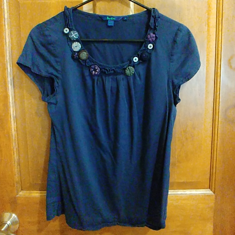 🌺Boden short-sleeve, scoop-neck top. Size 10.